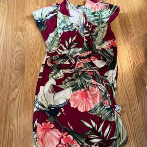 The brand is Ann Taylor.  the size is 2